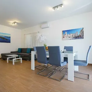 Tj 2 , Zadar Chorwacja